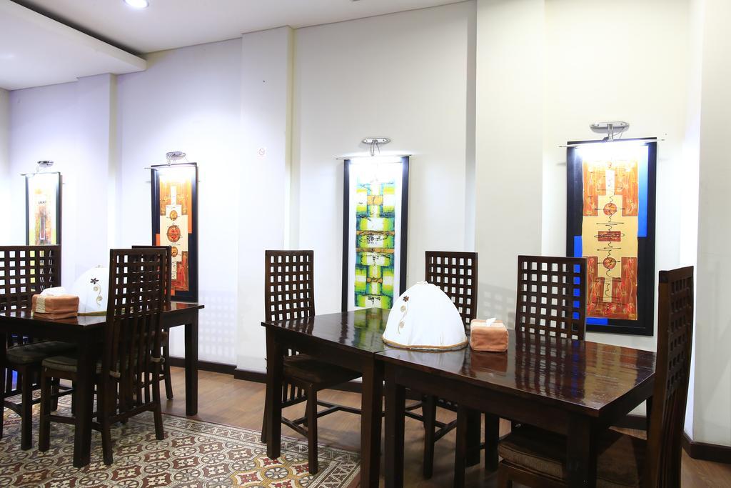ג'קרטה Reddoorz @ Menteng מראה חיצוני תמונה
