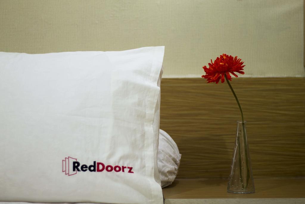 ג'קרטה Reddoorz @ Menteng מראה חיצוני תמונה